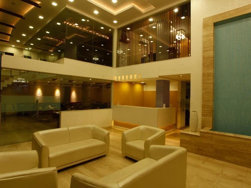 Hotel Crown Palace Allāhābād Junction Екстериор снимка